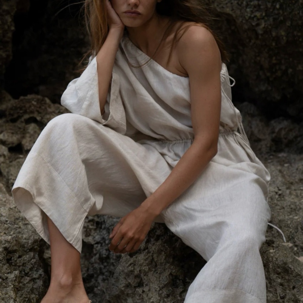 ATHENA LINEN JUMPSUIT IN GRAY